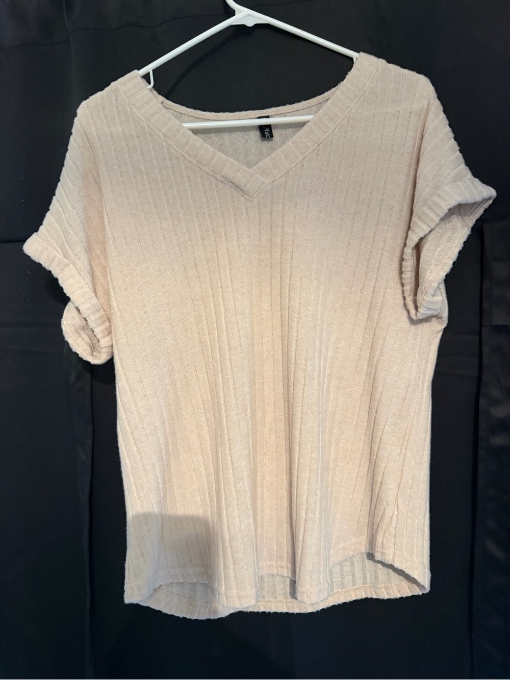Soft Ribbed V-Neck Short Sleeve Top - Cream